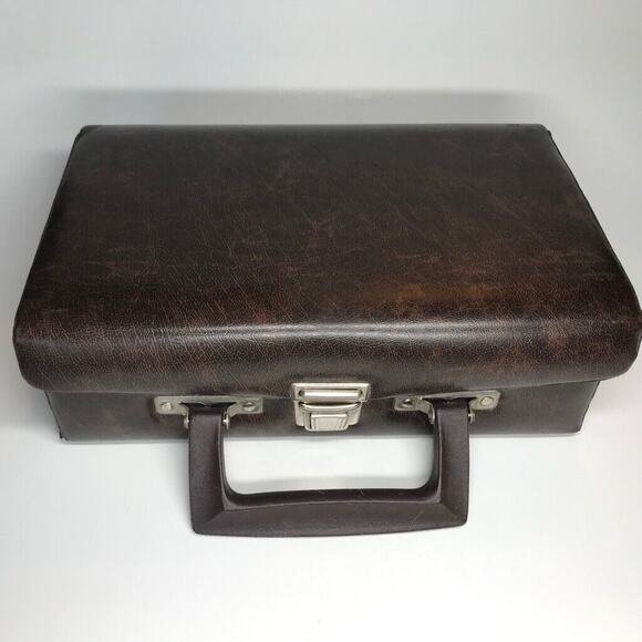 Vintage Beaux Merzon Brown Faux Leather Tape Carrying Case with 12 Cassettes - Picture 2 of 9